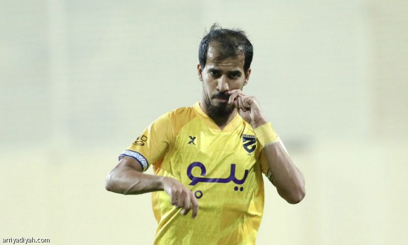 الحراجين.. ثاني صفقات الرياض