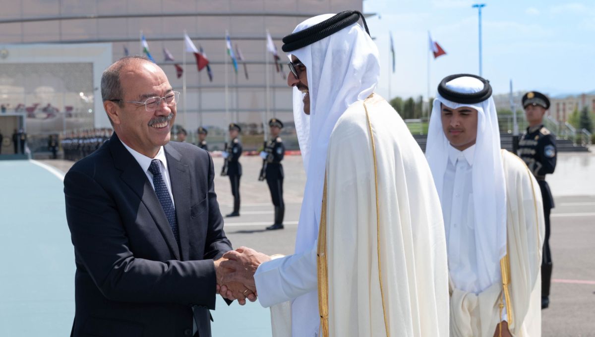 سمو الأمير يغادر سمرقند