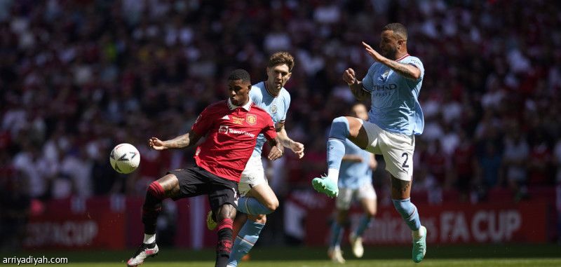 ووكر يربك سيتي قبل نهائي الأبطال