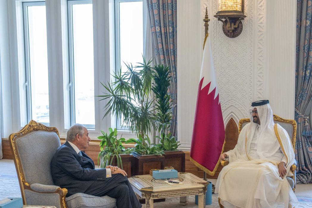 سمو نائب الأمير يستقبل رئيس مجلس إدارة مجموعة بلاكستون الأمريكية