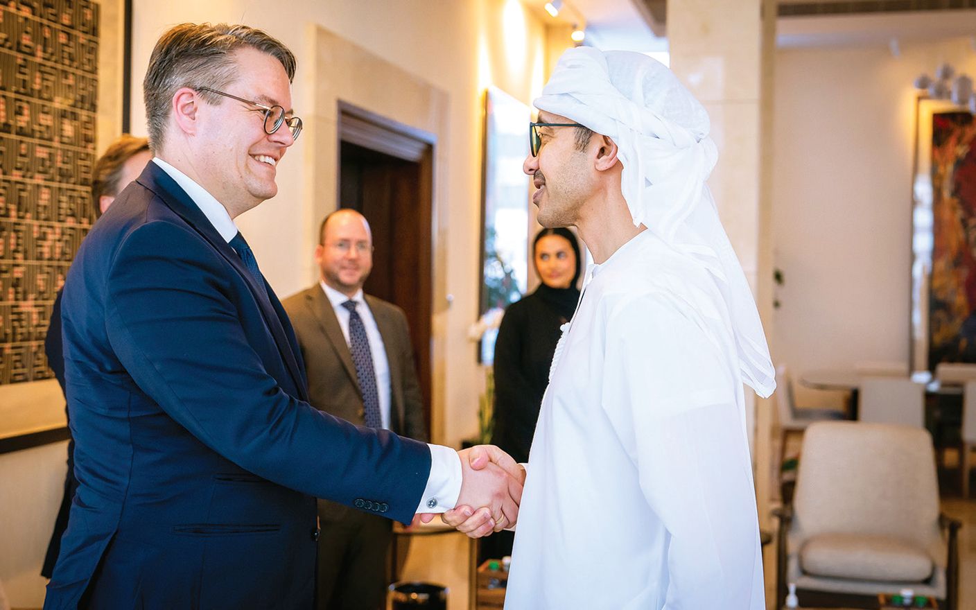 عبد الله بن زايد: العلاقات الإماراتية الألمانية تستند إلى أسس راسخة من التفاهم