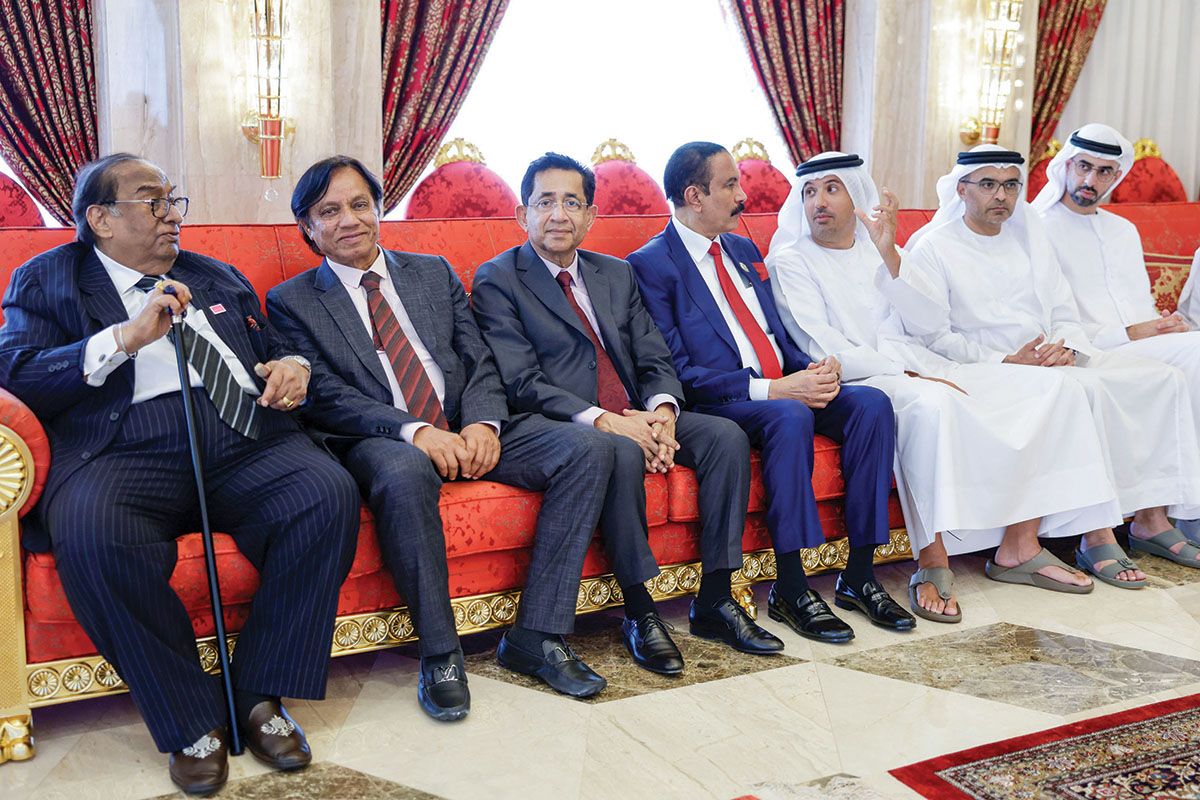 محمد بن راشد: شراكة دبي المتينة مع مجتمع الأعمال نموذجية وركيزة التنمية الشاملة