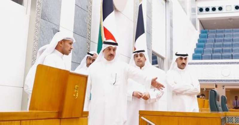 العليان والمسعود ومعرفي يتعرفون على آلية العمل البرلماني