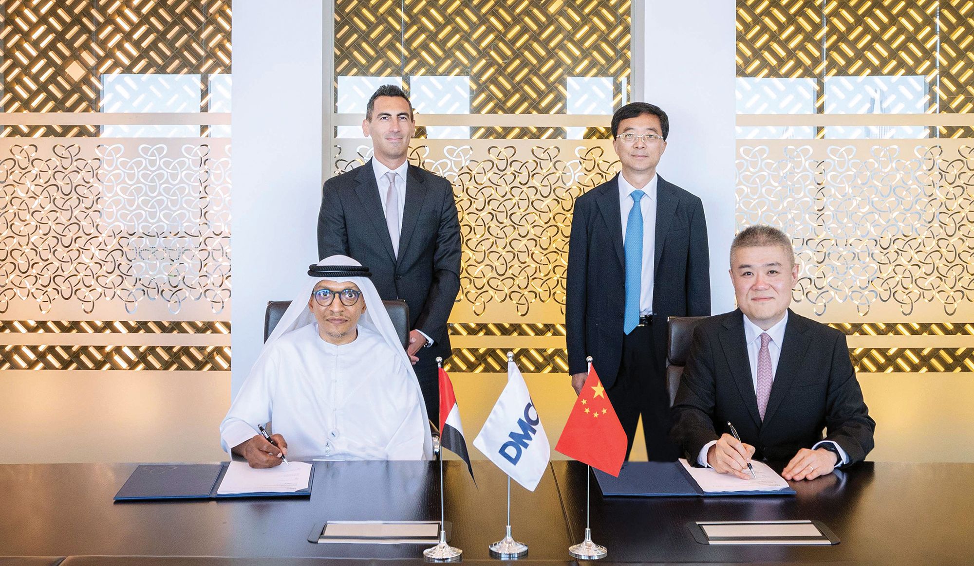 «دبي للسلع» يبرم اتفاقية مع المنطقة الاقتصادية لمطار بكين داشينغ الدولي