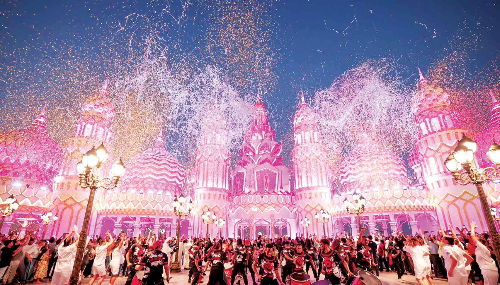 القرية العالمية تفتح أبوابها 18 أكتوبر المقبل