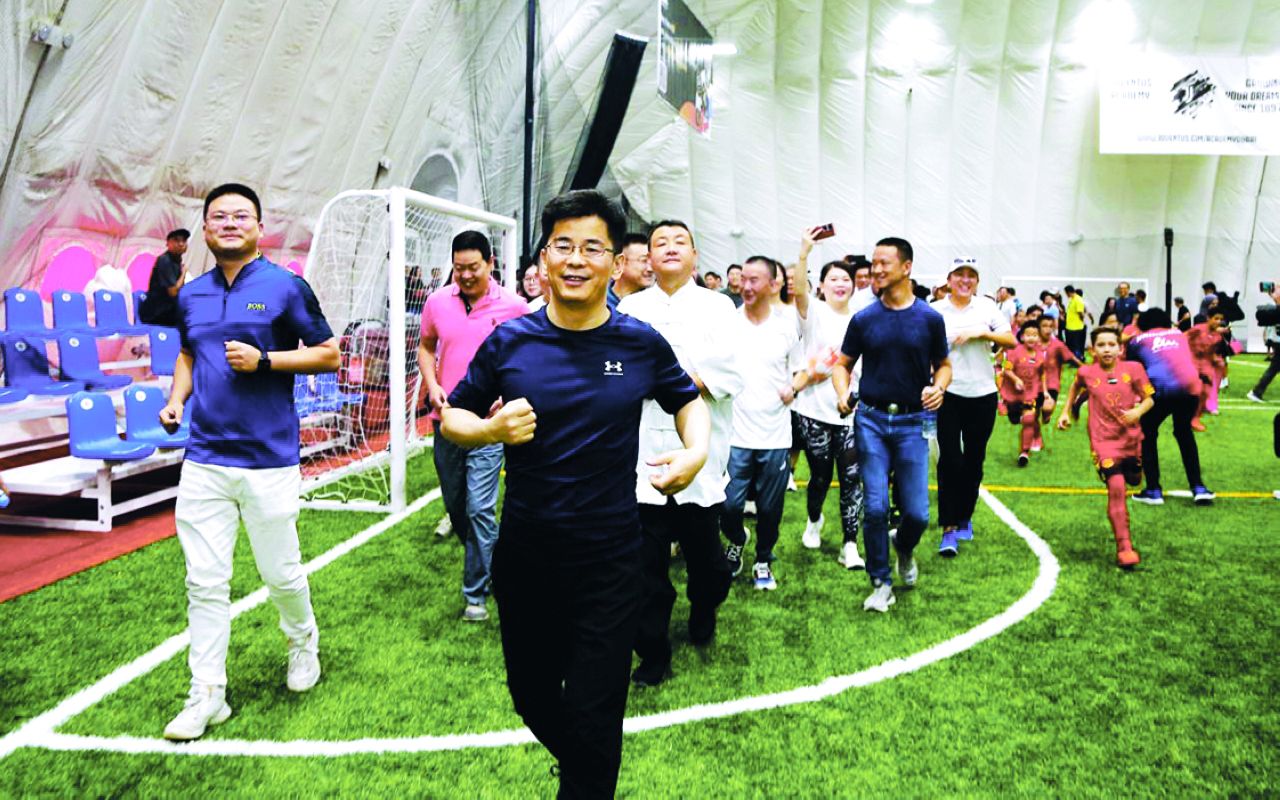 القنصل العام للصين لـ«حال الخليج»: نتعاون مع الإمارات لبناء حلول مناخية وندعم استضافتها «28 COP»