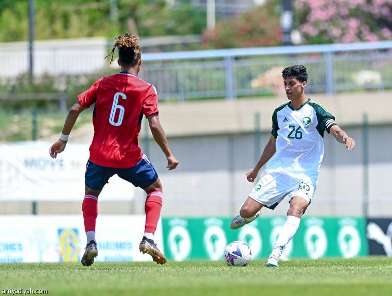 تولون.. الأخضر يكسب كوستاريكا