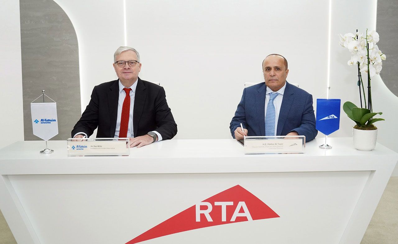 اتفاقية شراكة بين "طرق دبي" و"الفطيم للسيارات" لتوفير 360 حافلة ومركبة كهربائية وهجينة