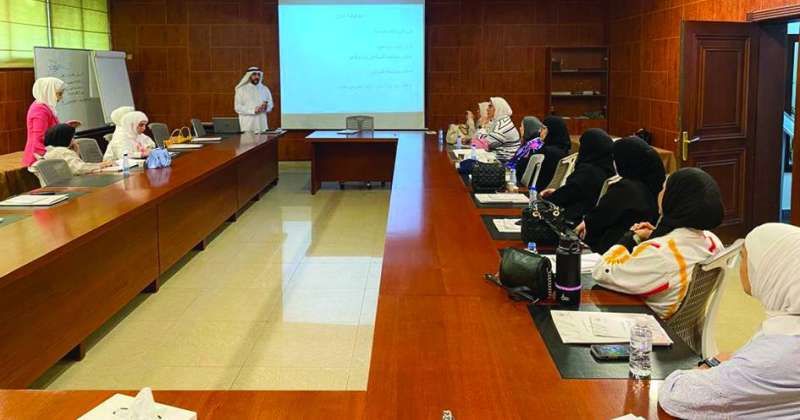 جانب من اليوم الأول من البرنامج التأهيلي