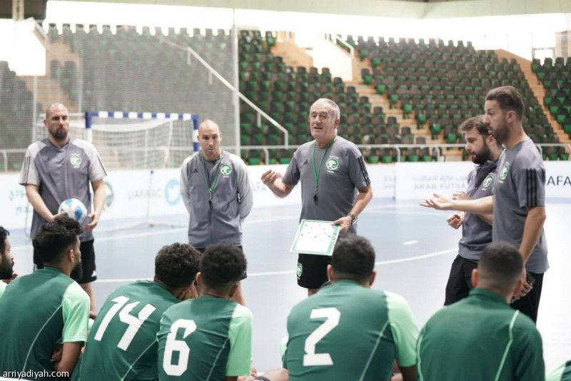 أخضر الصالات يواجه المغرب في ربع نهائي «عربي7»