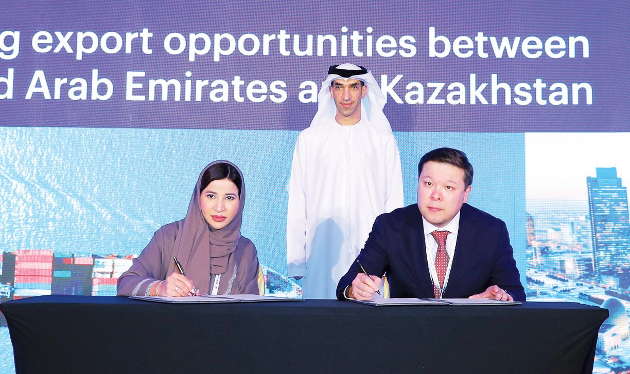 تعاون بين الإمارات وكازاخستان لتشجيع وحماية الصادرات