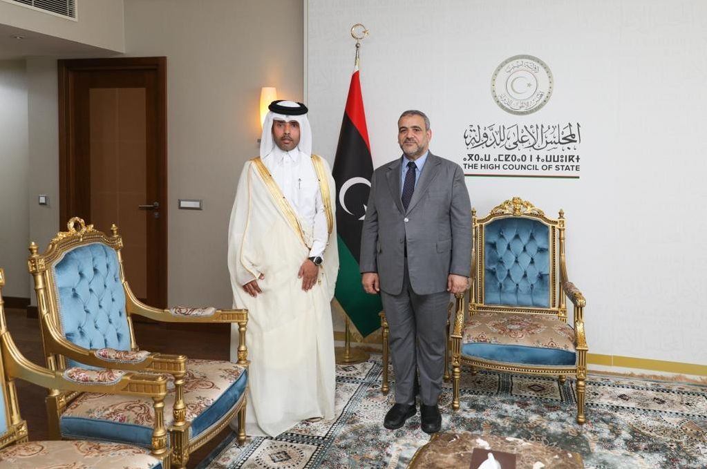 رئيس المجلس الأعلى لدولة ليبيا يجتمع مع سفير دولة قطر