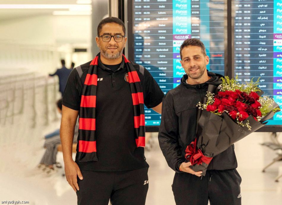 فيريرا يناقش ملف التعاقدات الأجنبية