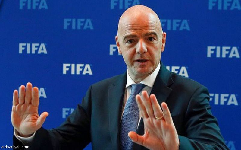 «فيفا» يلتزم ببث المونديال