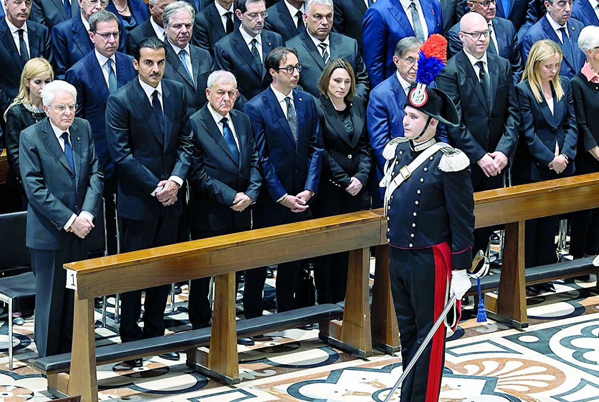 صاحب السمو يشارك في الجنازة الرسمية لرئيس الوزراء الإيطالي الأسبق