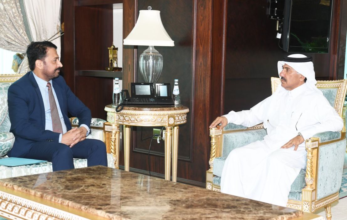 الأمين العام لوزارة الخارجية يجتمع مع سفير باكستان