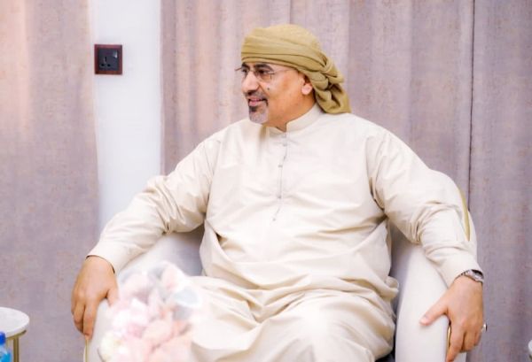 المجلس الانتقالي يقر قيودًا جديدة على الصحفيين والوفود الأجنبية بعدن