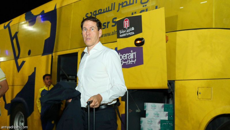 63 يوما.. بين إقالة النصر وقيادة بطل إيطاليا