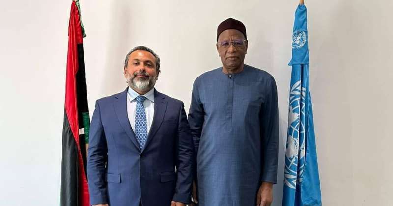 السفير المشعان خلال لقائه برئيس بعثة الأمم المتحدة للدعم في ليبيا عبدالله باتيلي