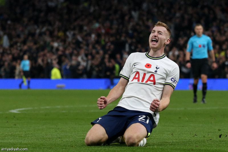 توتنهام يوقع مع كولوسيفسكي إلى 2028