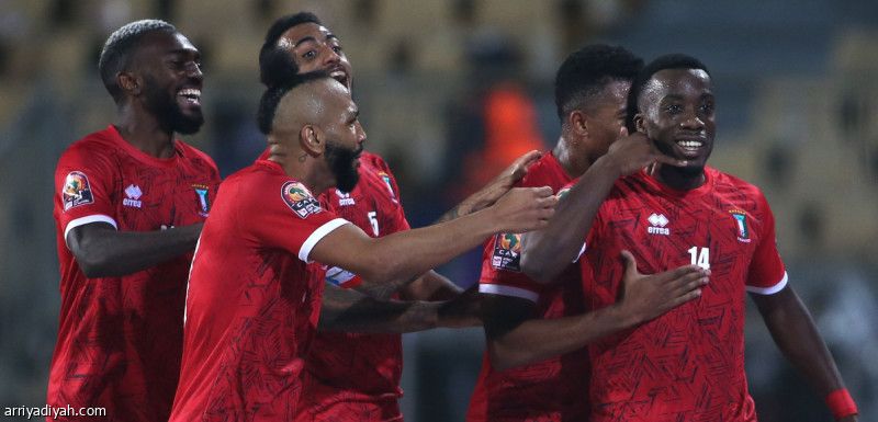 أمم إفريقيا.. غينيا الاستوائية تسقط تونس.. وتتأهل