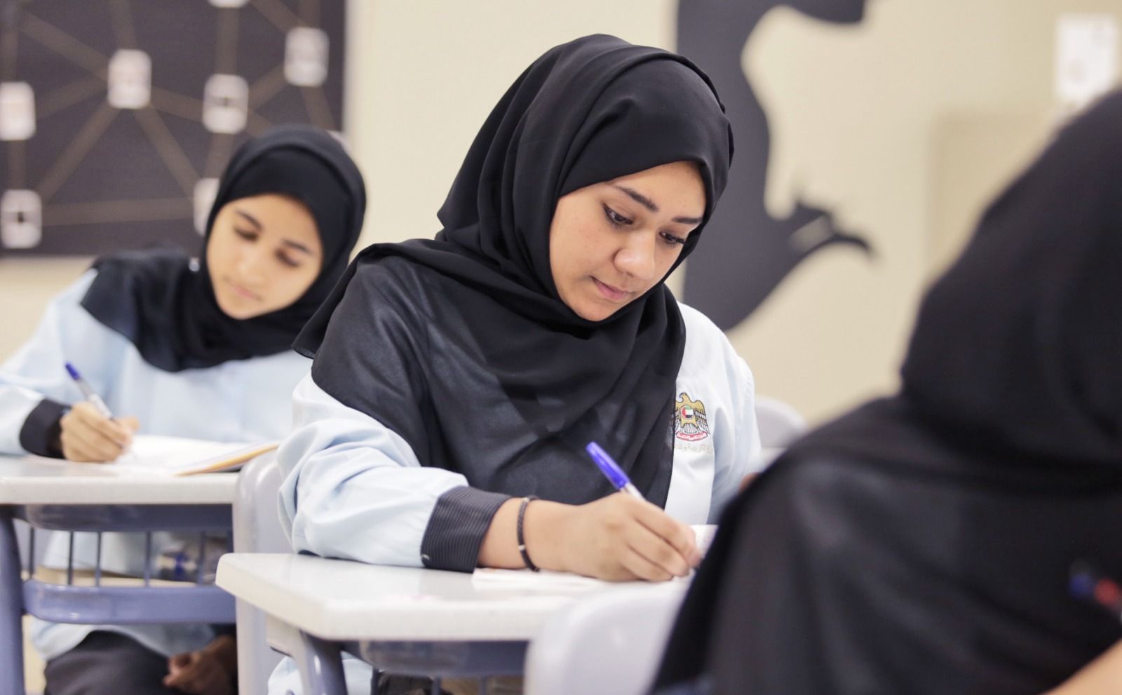 «الإمارات للتعليم» تعلن البرمجة الزمنية لإعلان نتائج نهاية العام الدراسي