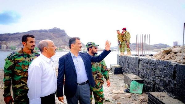 الانتقالي يتراجع عن التصعيد ضد الحكومة ويعلن امتثاله لتوجيهات مجلس القيادة بتوريد الايرادات للبنك المركزي