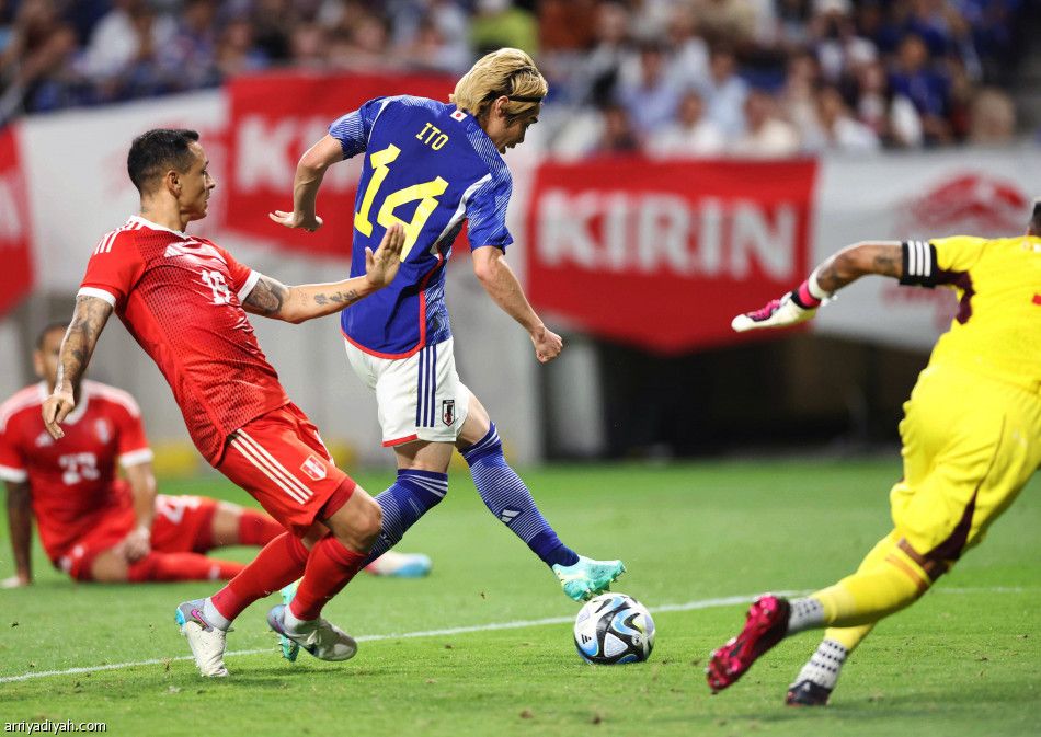 اليابان تقسو على بيرو برباعية