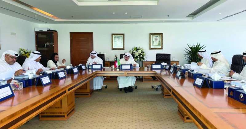 العدواني مترئساً اجتماع مجلس الجامعات الحكومية