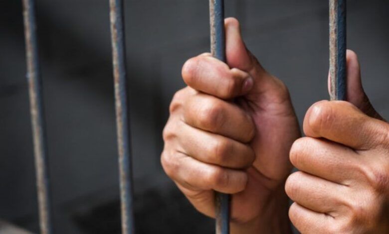 توقيف رجل أعمال زوج فنانة مصرية شهيرة جدّاً… ما هي تهمته؟