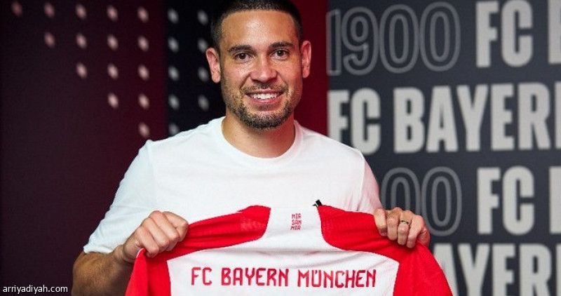 بايرن يضم جيريرو في صفقة انتقال حر