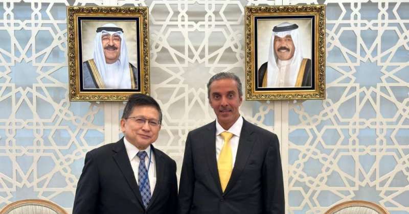 السفير حمد المشعان خلال لقائه مالانغوم في نيويورك