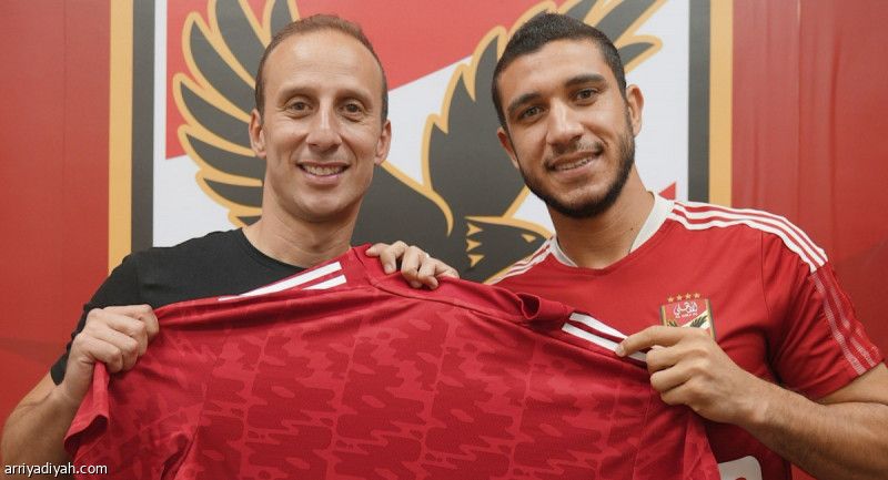 الأهلي المصري يبقي رامي ربيعة عامين