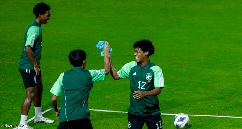 «أخضر 17» يختتم تحضيرات موقعة أوزبكستان