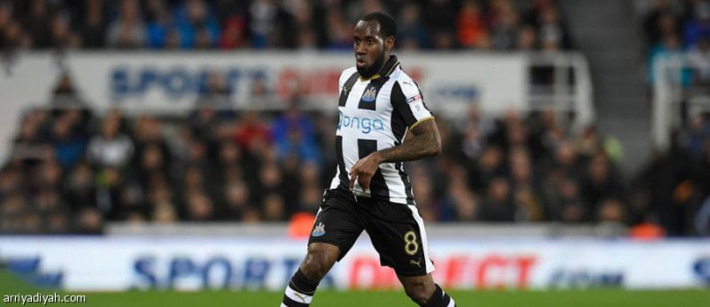 نجم نيوكاسل يدعم العروبة