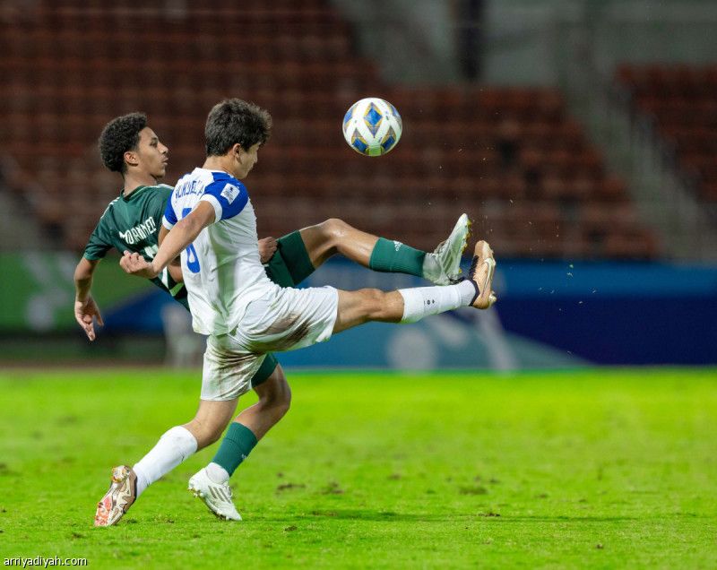 المرة الثالثة.. نصف نهائي بلا عرب