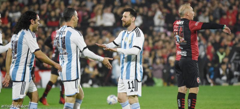 باريس.. يحبط ميسي