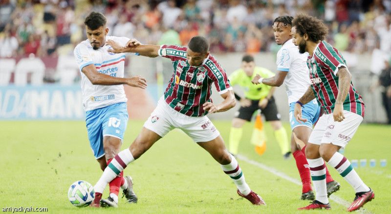 فلومينينسي يتجاوز باهيا