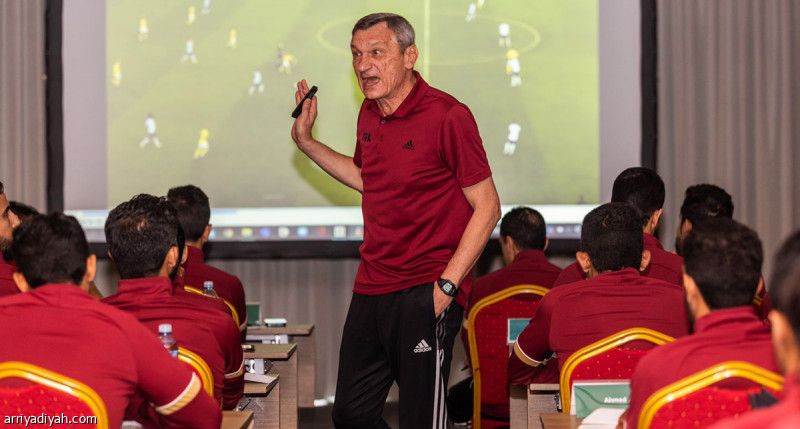 «فيفا» يراقب السعوديين في صربيا