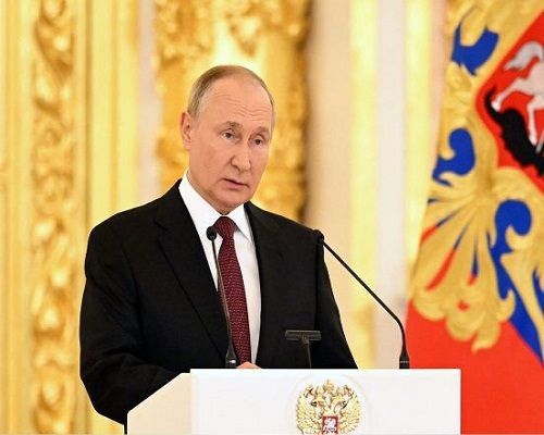 بوتين: الطيارون الذين لقوا حتفهم أثناء إحباط التمرد المسلح قاموا بواجبهم بشرف