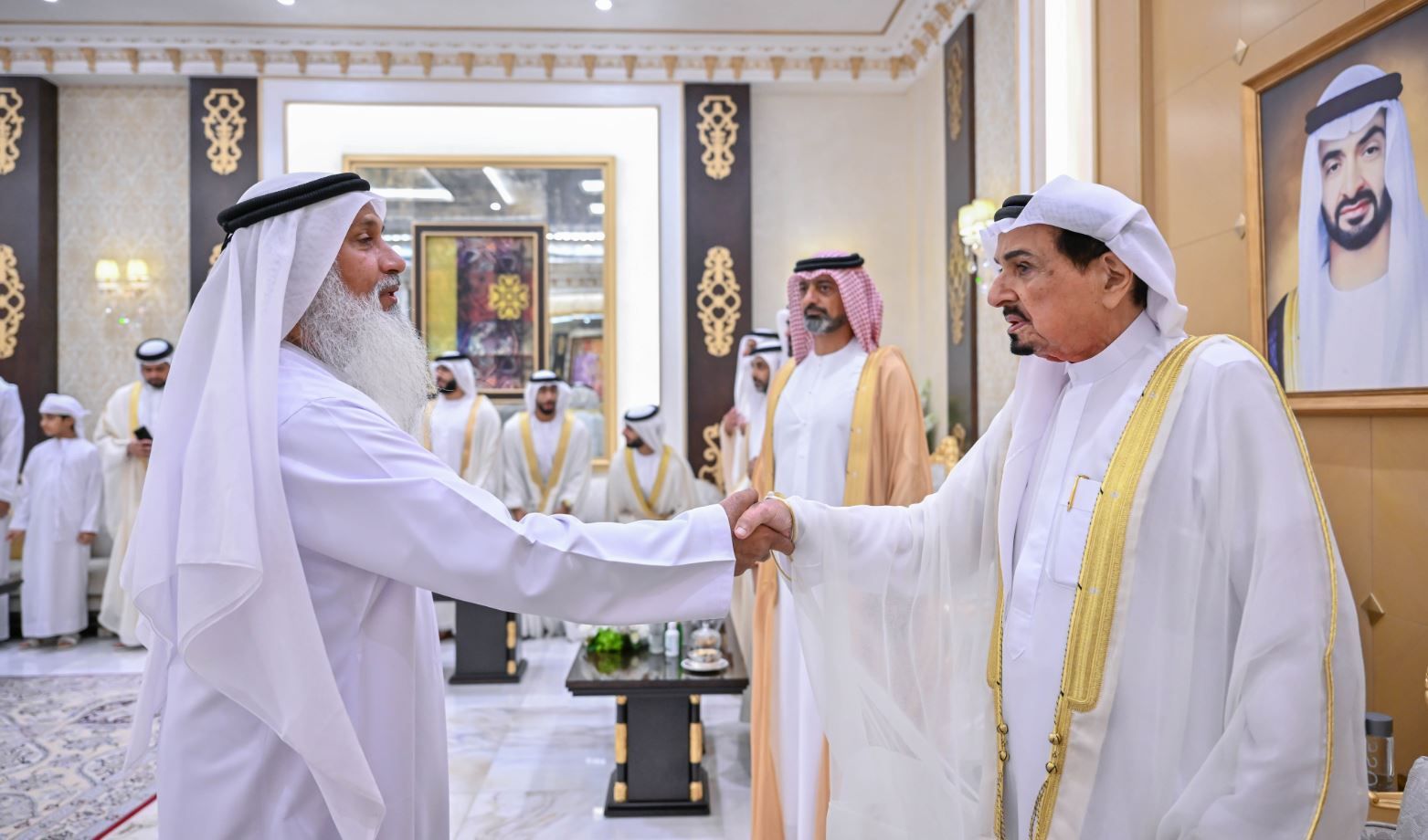 حاكم عجمان وولي عهده يستقبلان المهنئين بعيد الأضحى المبارك