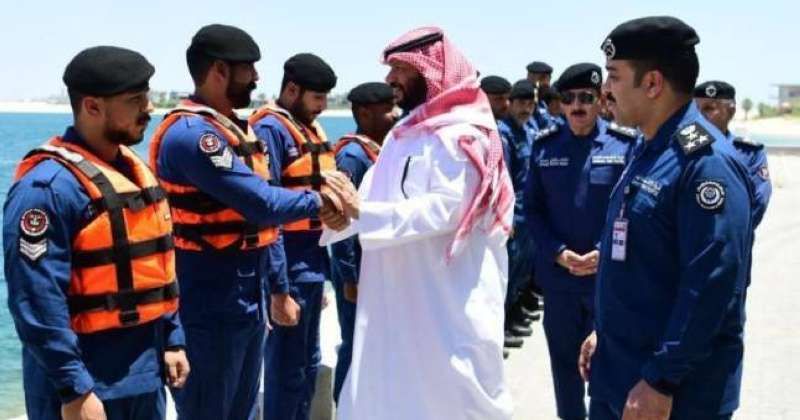 الخالد يتفقد مركز المهلب للإطفاء والإنقاذ البحري