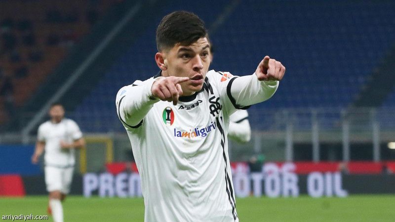 النصر الإماراتي يضم الكولومبي أجوديلو