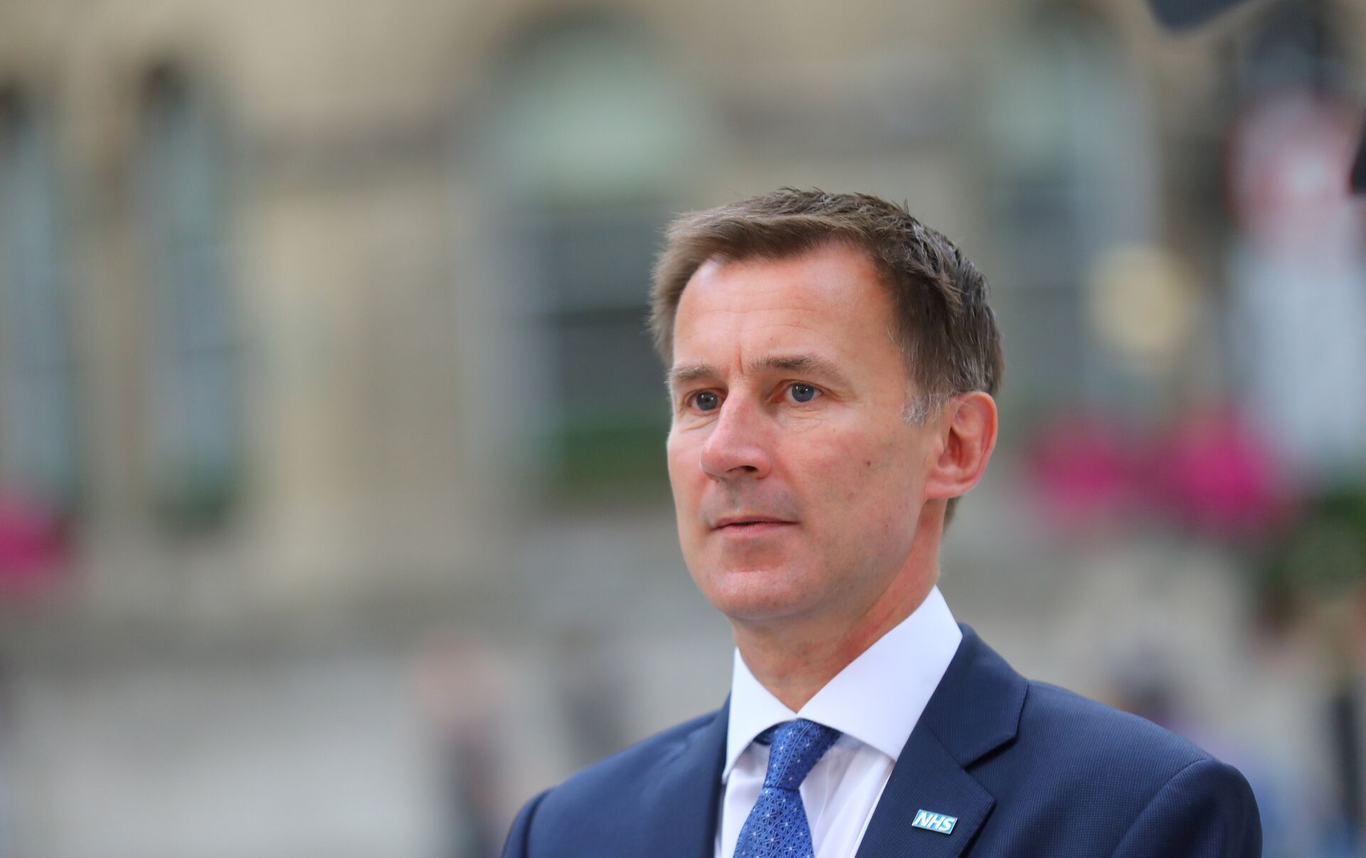 وزير الخزانة البريطاني يتعهد بعين يقظة على الأسعار في الشركات