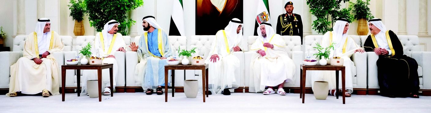 محمد بن زايد ومحمد بن راشد والحكام يتبادلون تهاني العيد