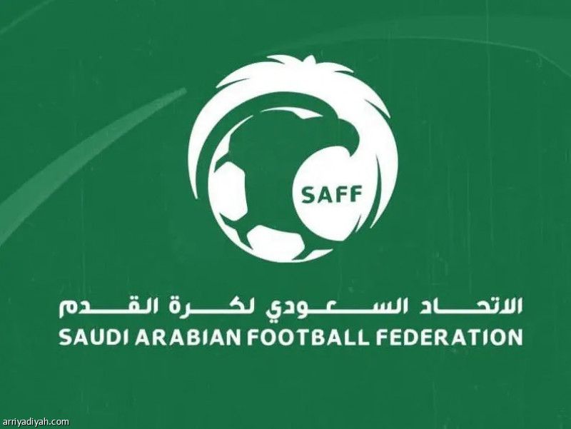 السماح بتسجيل محترفي الدرجة الثالثة دون حد