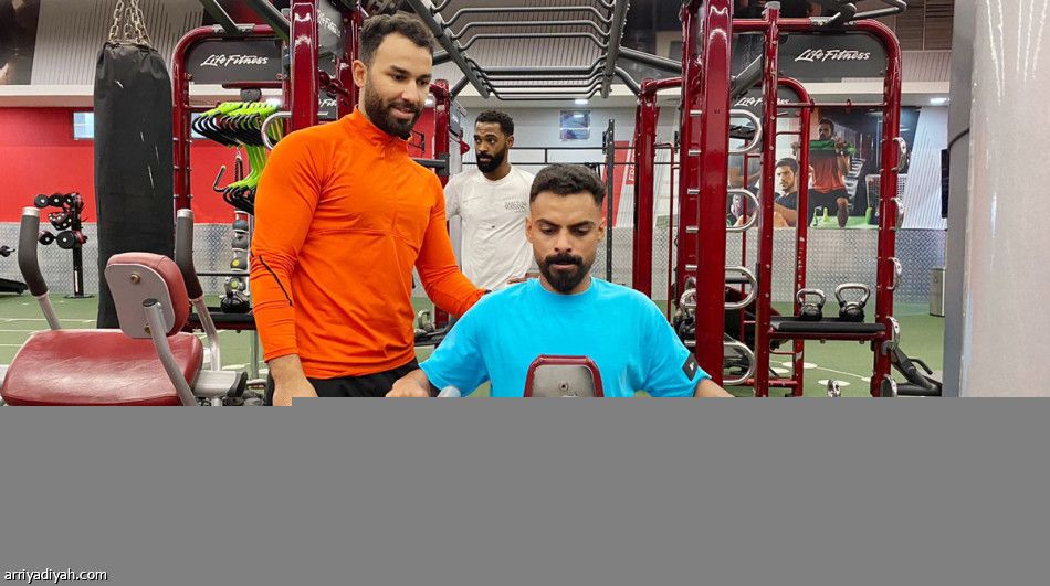 العمري وخبراني.. تدريبات مكثفة