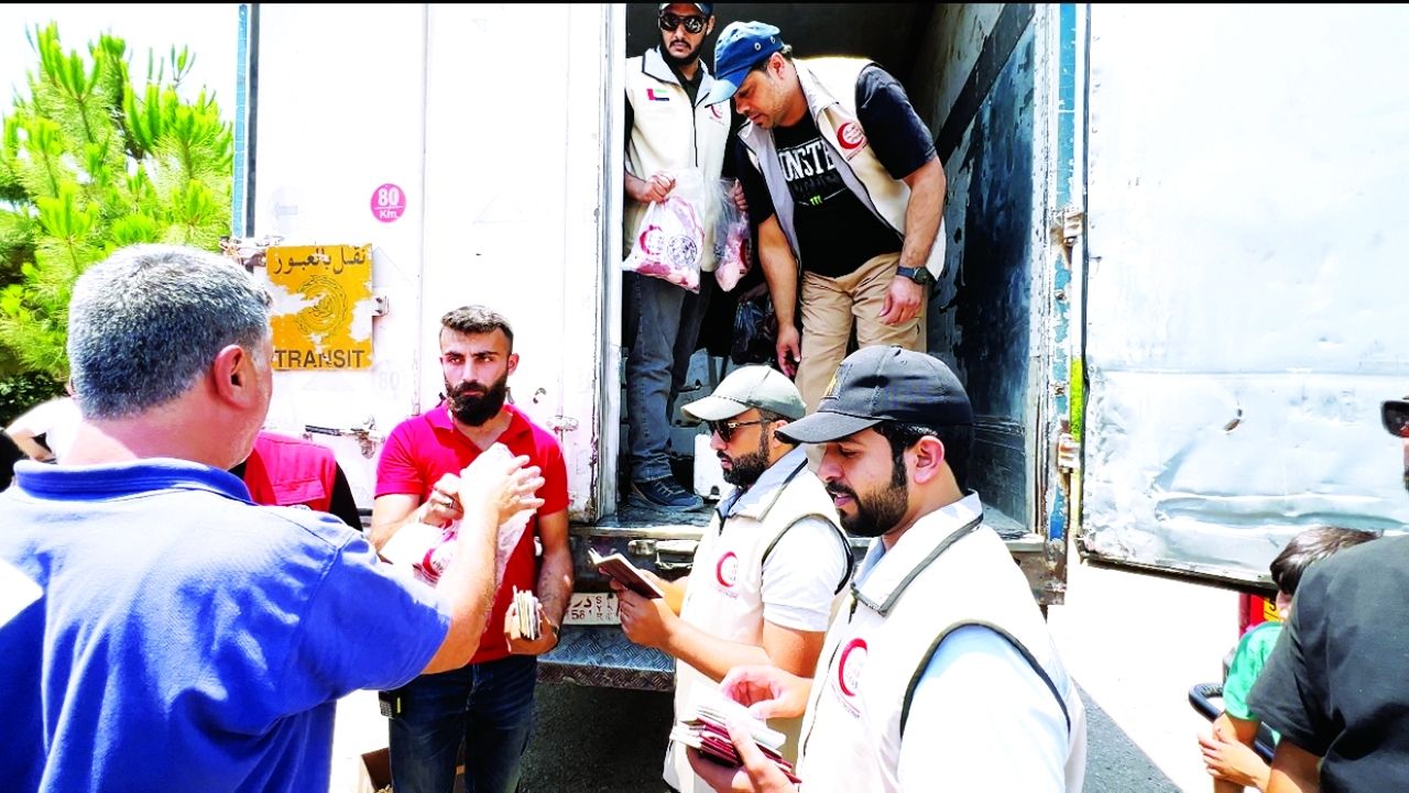 «الهلال الأحمر» توزع أضاحي العيد في 4 محافظات سورية