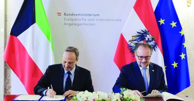 فرنسا والنمسا تدعمان إعفاء الكويتيين من «شينغن»