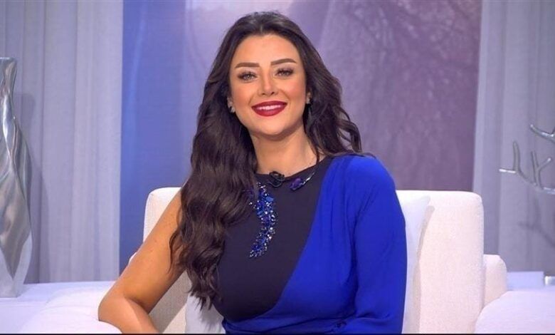 تشبيهها الرجل بالخاروف.. إحالة المذيعة المصرية رضوى الشربيني للتحقيق